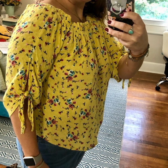 Papermoon SP Yellow Off the Shoulder Top Small Petite copy - Picture 11 of 14